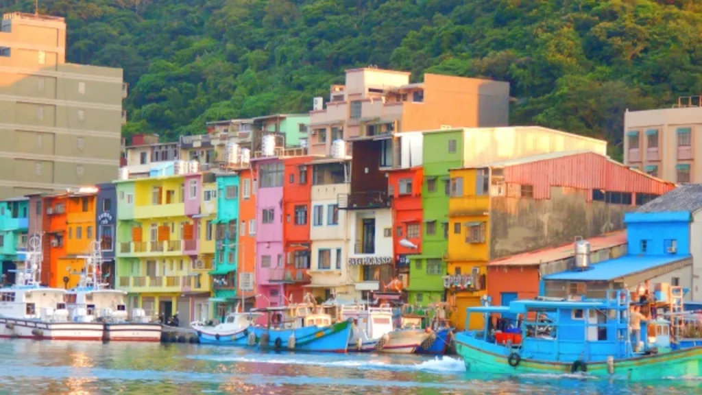 正濱漁港のカラフルハウス