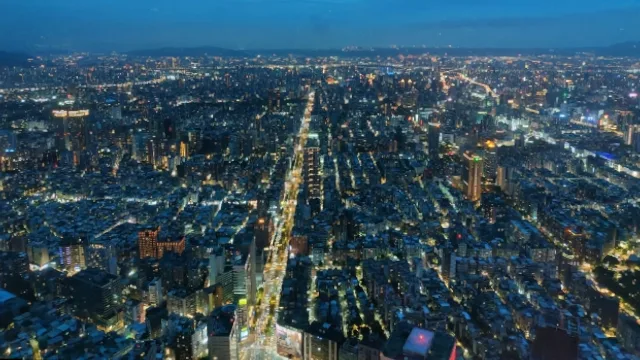 台北101から見た大通りと夜景