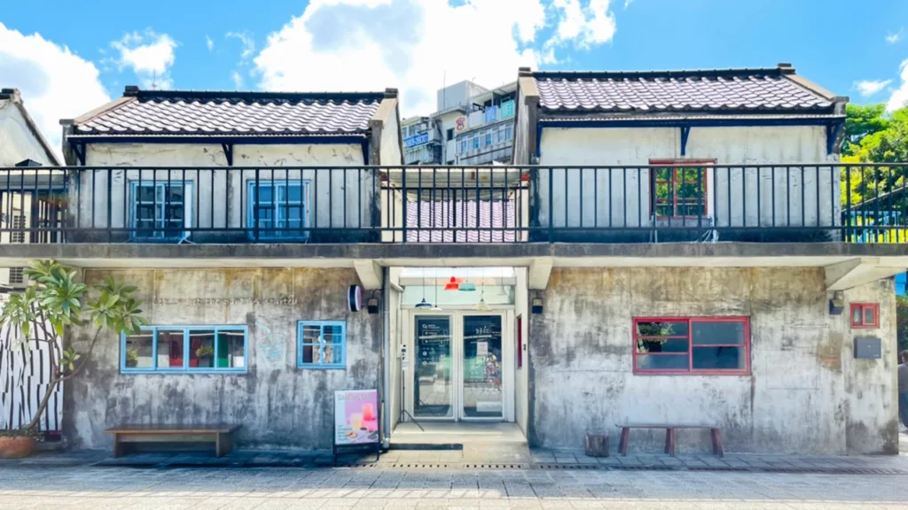 四四南村の建物