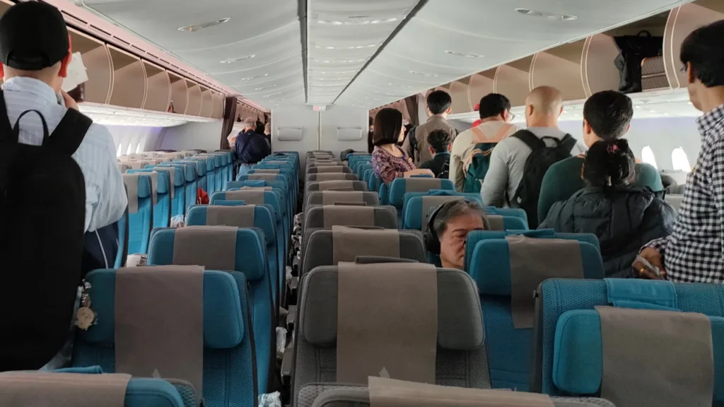 飛行機に搭乗中の機内